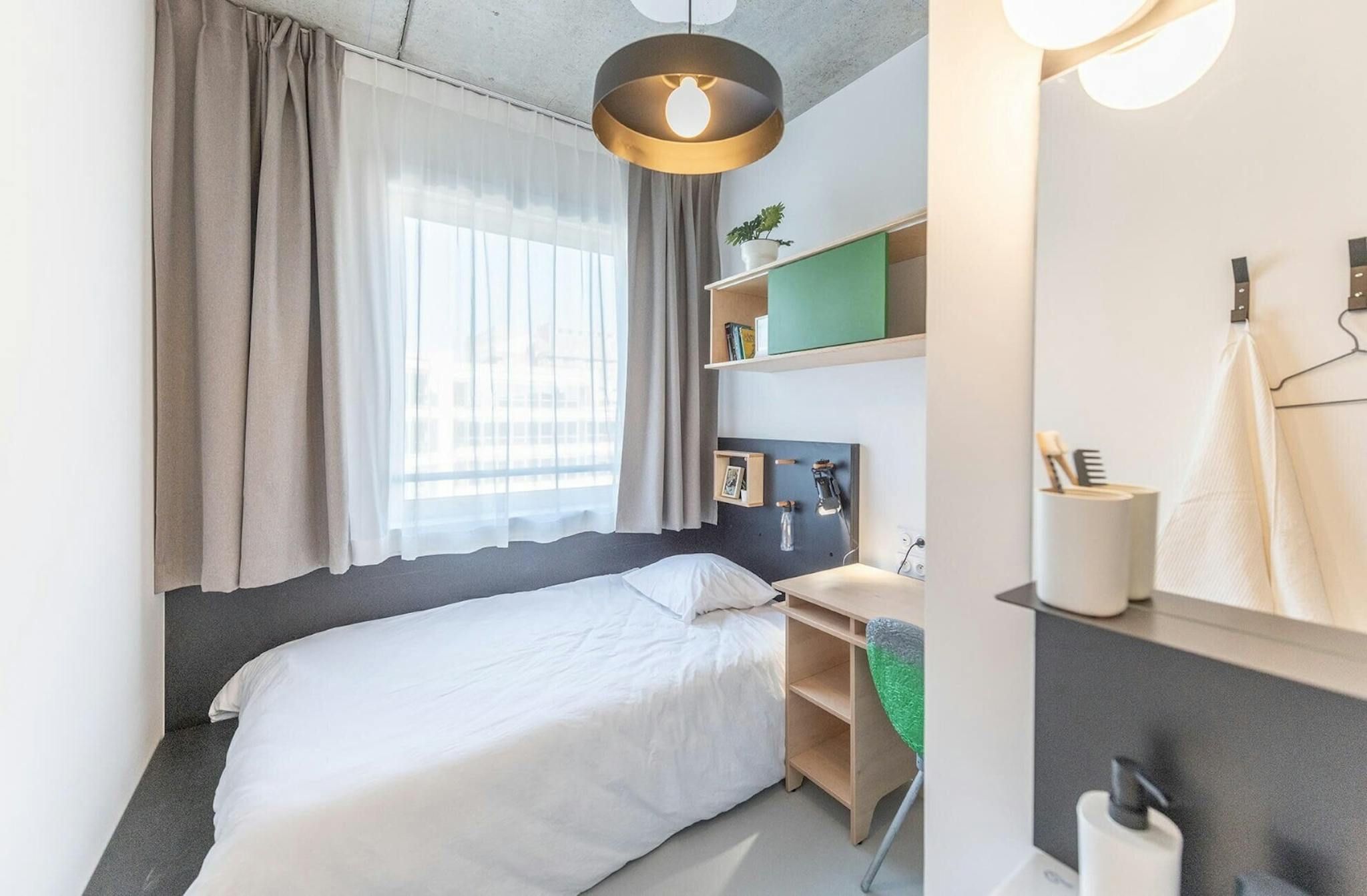 Private Room - 1