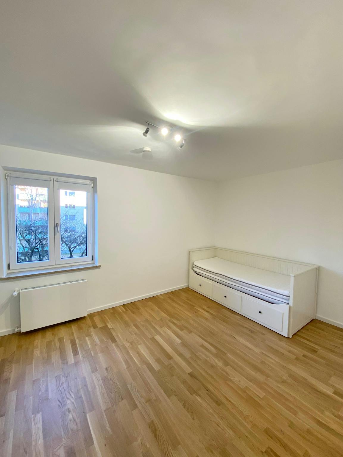Private Room - 1