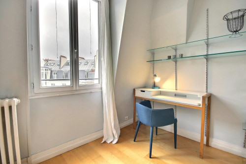 Rue des Martyrs, Paris - Gallery - 10