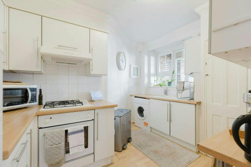 New Park Road, London