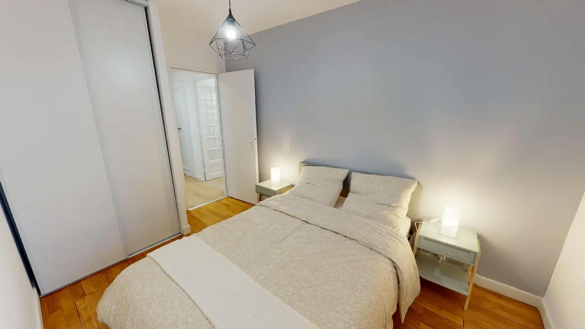 Private Room - 1