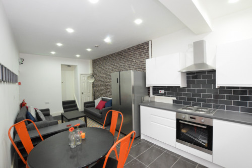 Lombard Grove  - Gallery -  3