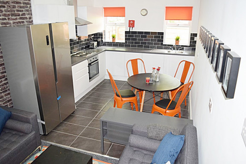 Lombard Grove  - Gallery -  2