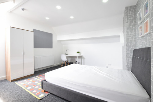 Lombard Grove  - Gallery -  5