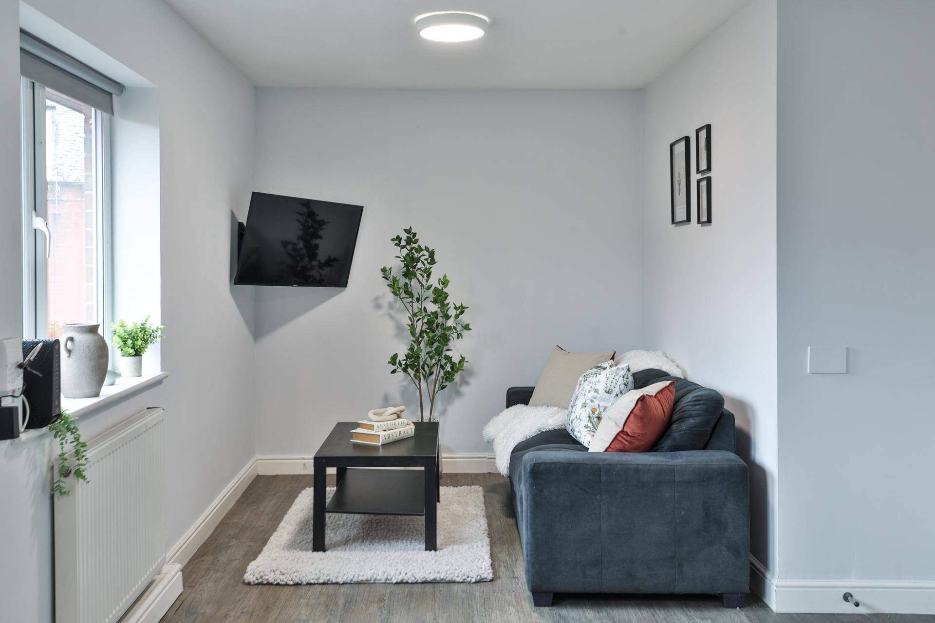 Five Bed Flat - Royal Park - Gallery - 15