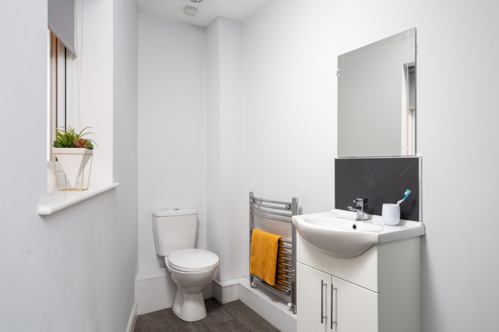 Three Bed Flat - Royal Park - Gallery - 42