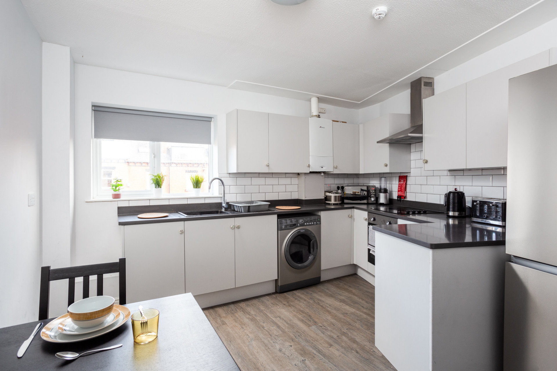 Three Bed Flat - Royal Park - Gallery - 6