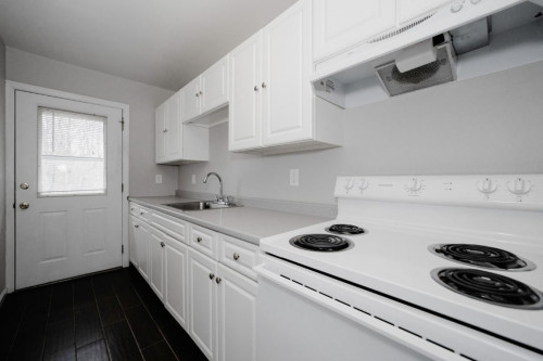 Eagleville Road - Gallery - 11