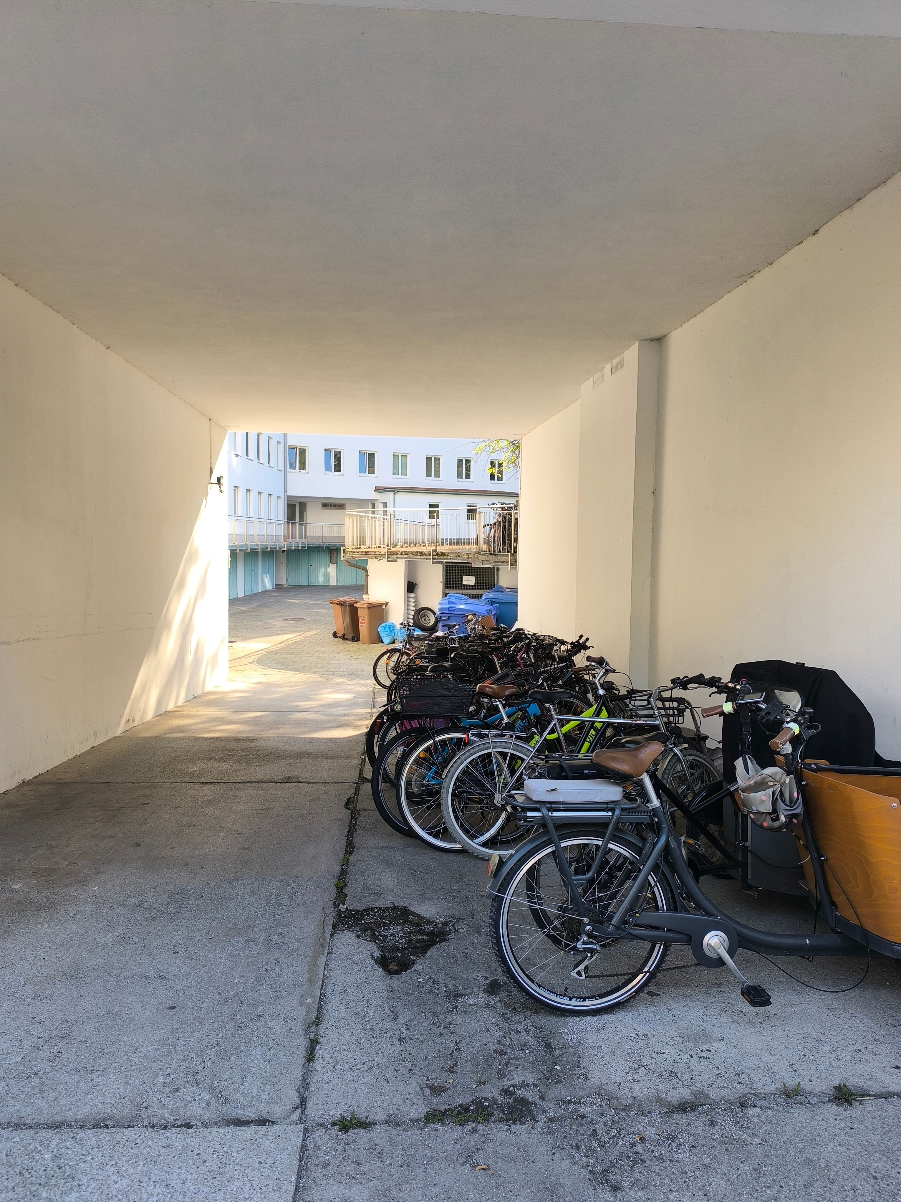 Moderne 24 M2 Möblierte Wohnung | Milbertshofen | WLAN & Strom Inklusive | Anmeldung Möglich - 1