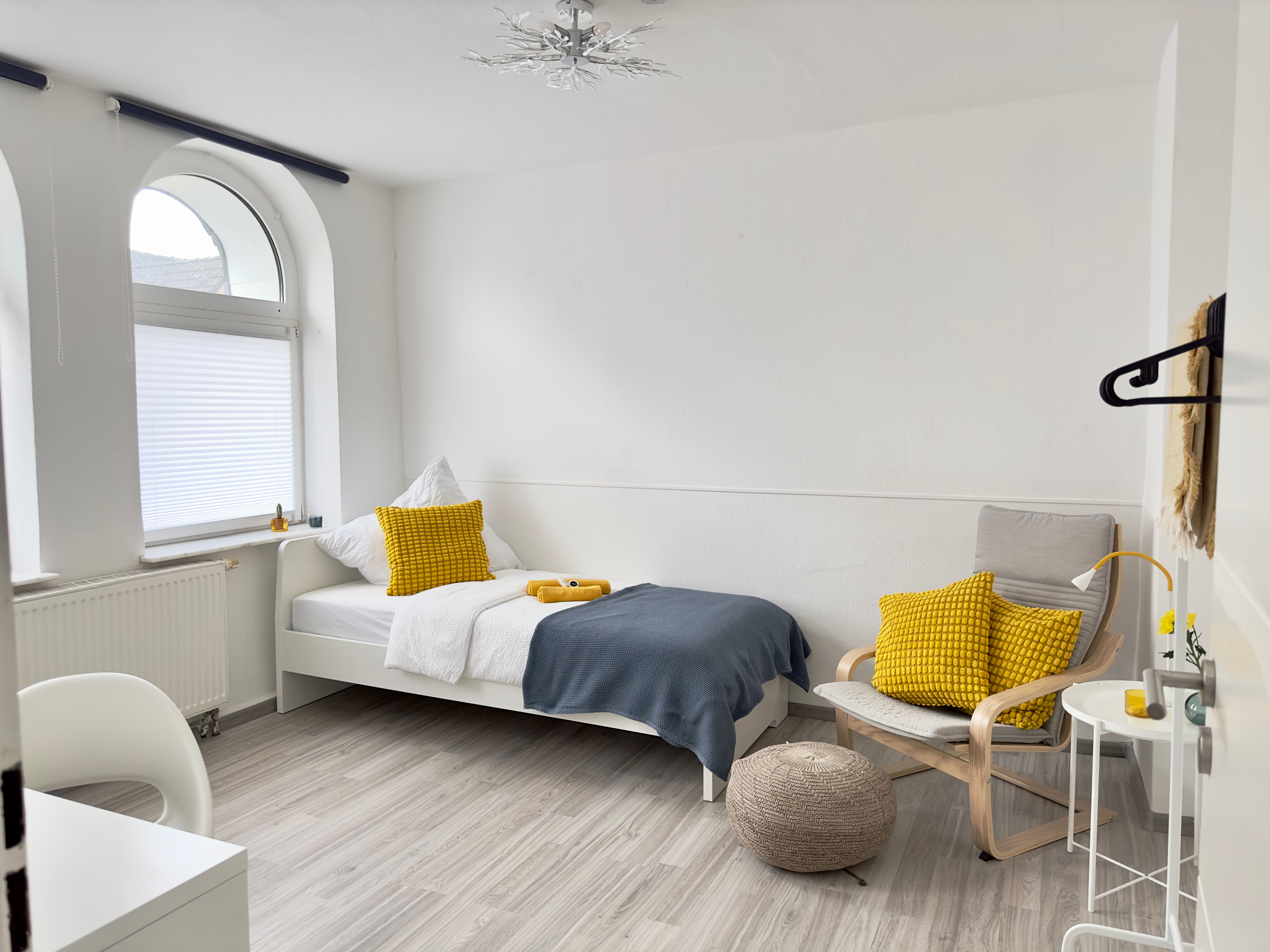 Modern Möblierte 2-Zimmer-Wohnung Mit Parkplatz & WLAN | Wohnen Auf Zeit In Herne - 11