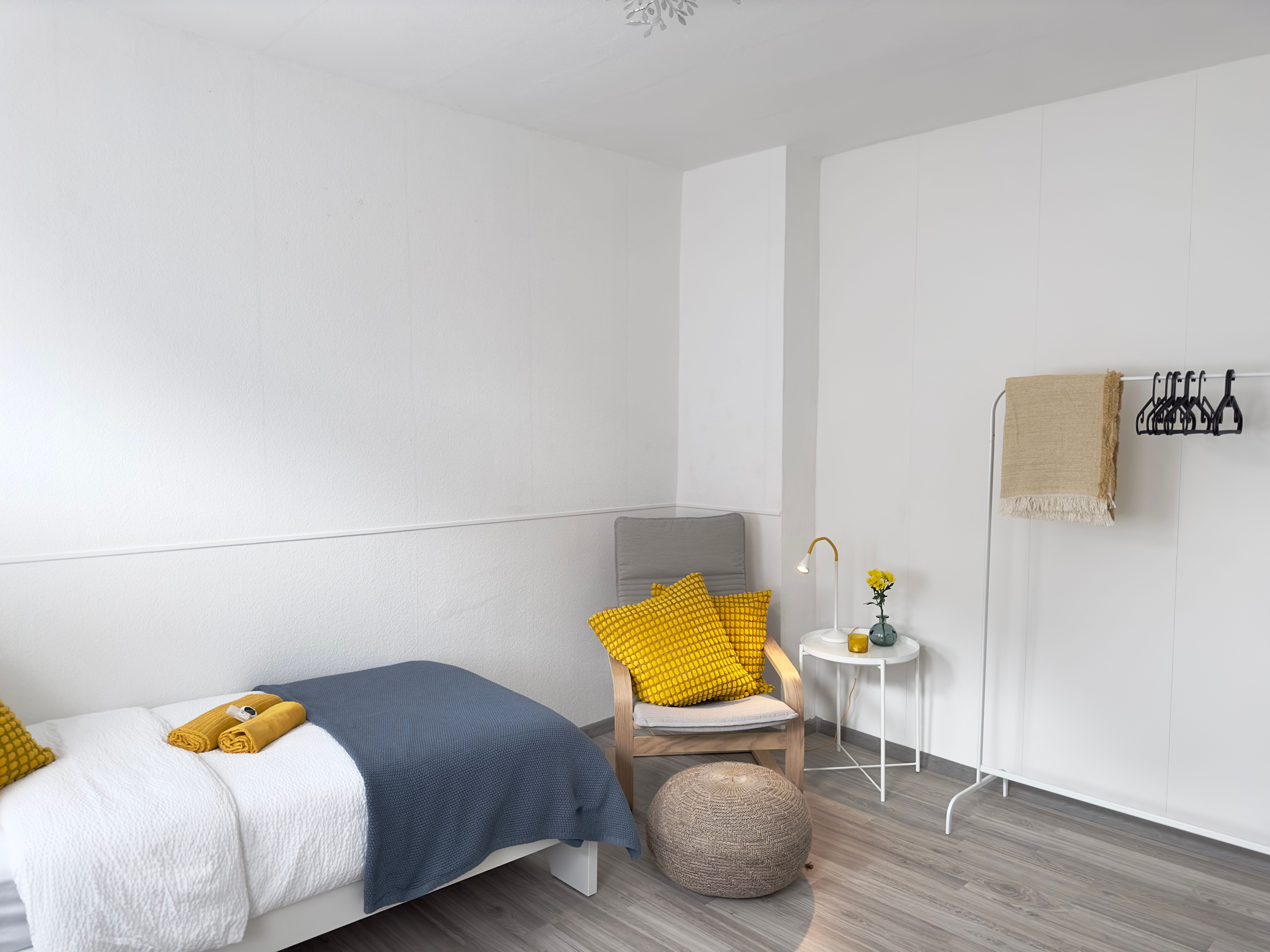 Modern Möblierte 2-Zimmer-Wohnung Mit Parkplatz & WLAN | Wohnen Auf Zeit In Herne - 10