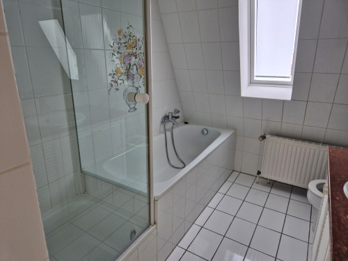 Elegant turnkey penthouse apartment with elevator and bathtub - Gallery - 8