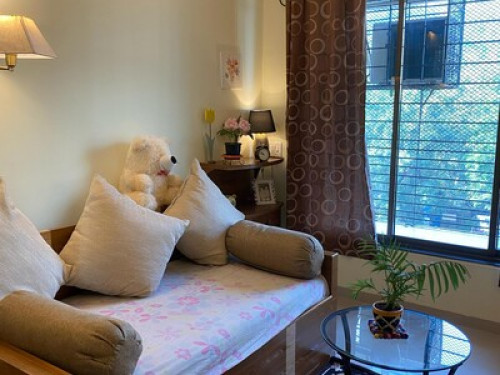 Warm & Welcoming Private Room  - Gallery - 9