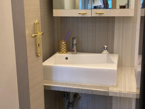 Warm & Welcoming Private Room  - Gallery - 5