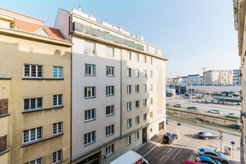 Welcoming 2-bedroom flat in Wieden