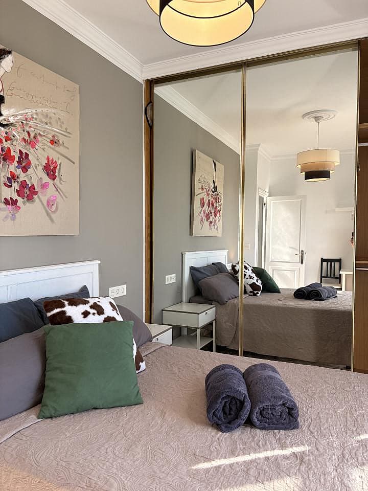 Private Double Bedroom - With Balcony And Fridge Nº6  - 8