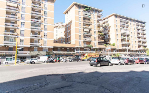 Inviting 1-bedroom flat near the Roma Tre University