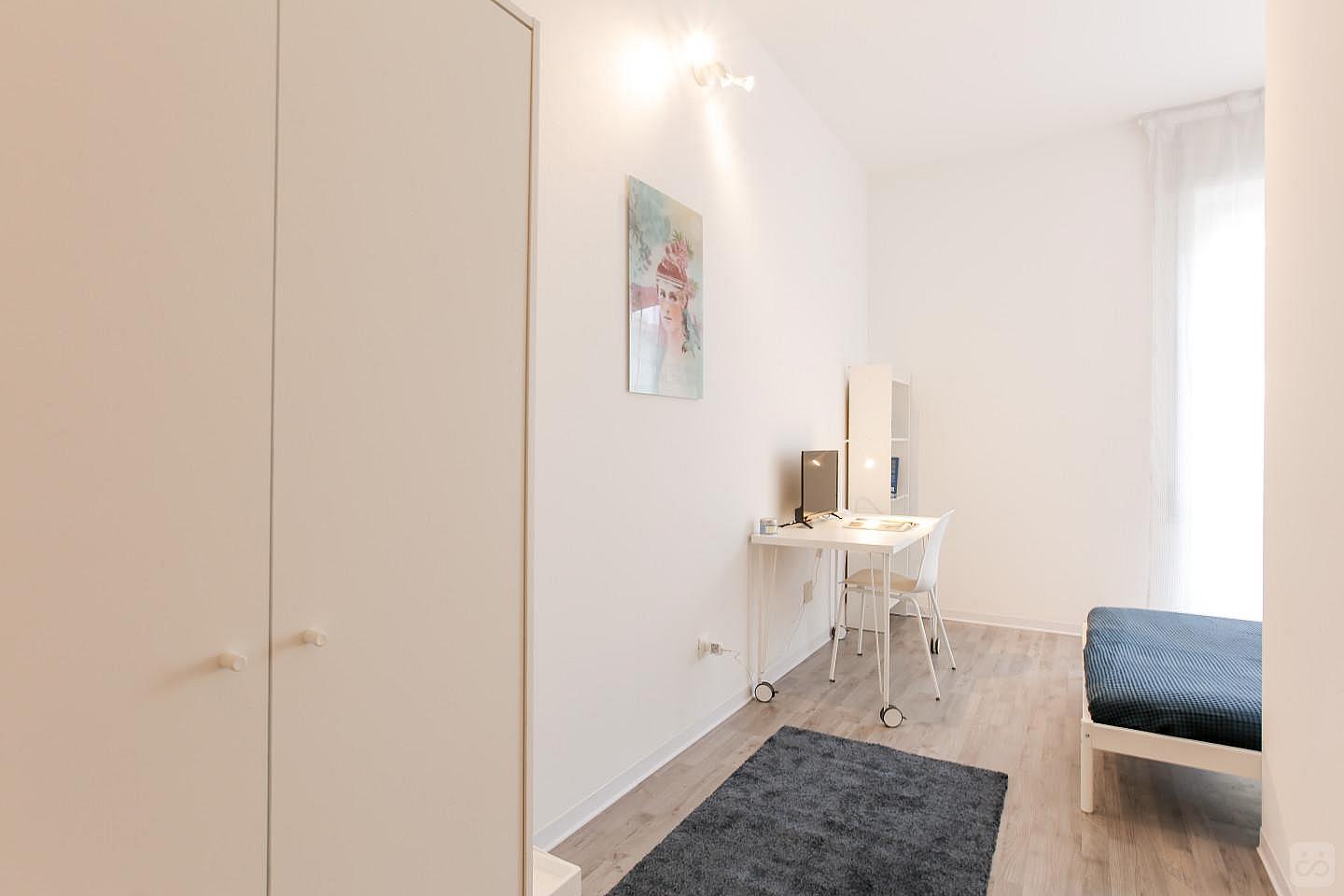 Suite W/ Smart TV - 1