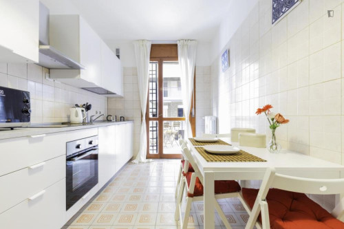 Big single bedroom with a balcony, in Padua - Gallery - 6