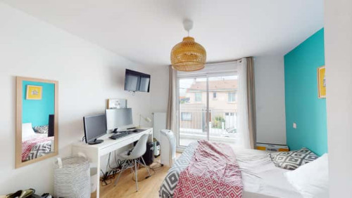Room in Avenue de la Vilaine, Orvault for 98 m² with 5 bedrooms - Rooms