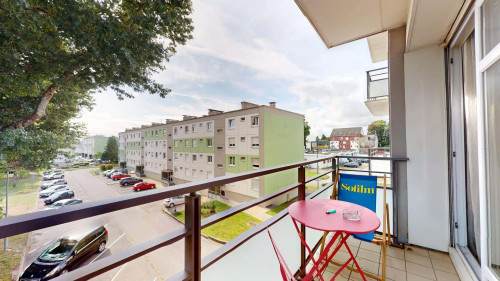 Room in Avenue de la Vilaine, Orvault for 98 m² with 5 bedrooms