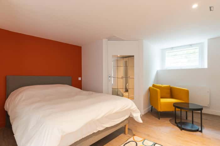 Private Room - 1