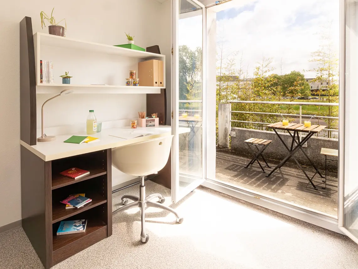 Studio With Balcony - 9