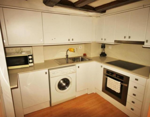 Studio, with outdoor area