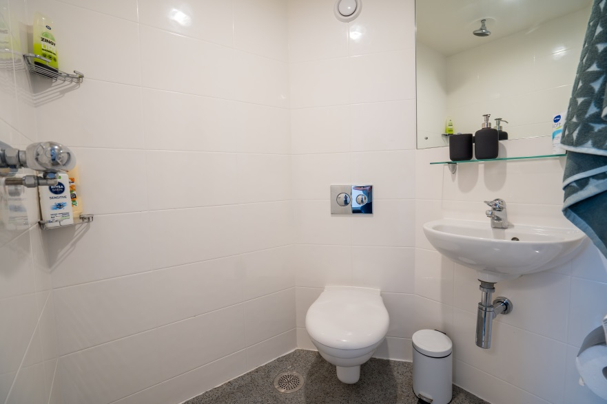 Standard Ensuite Double - 3