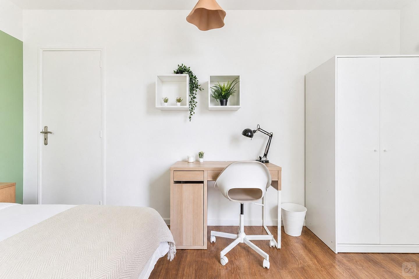Settle Into This Cozy 12 M² Room – LIL18 - 9