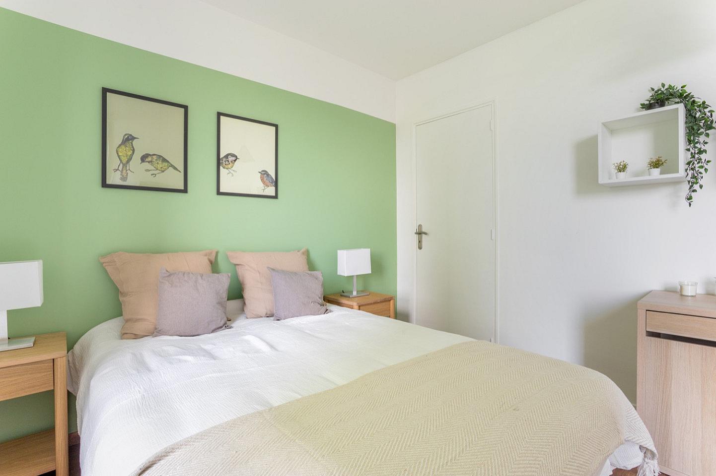 Settle Into This Cozy 12 M² Room – LIL18 - 2