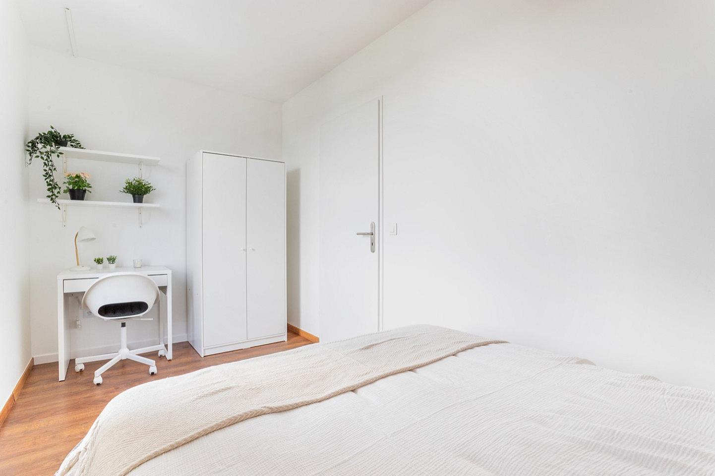 Settle Into This Charming 9 M² Room – LIL16 - 3