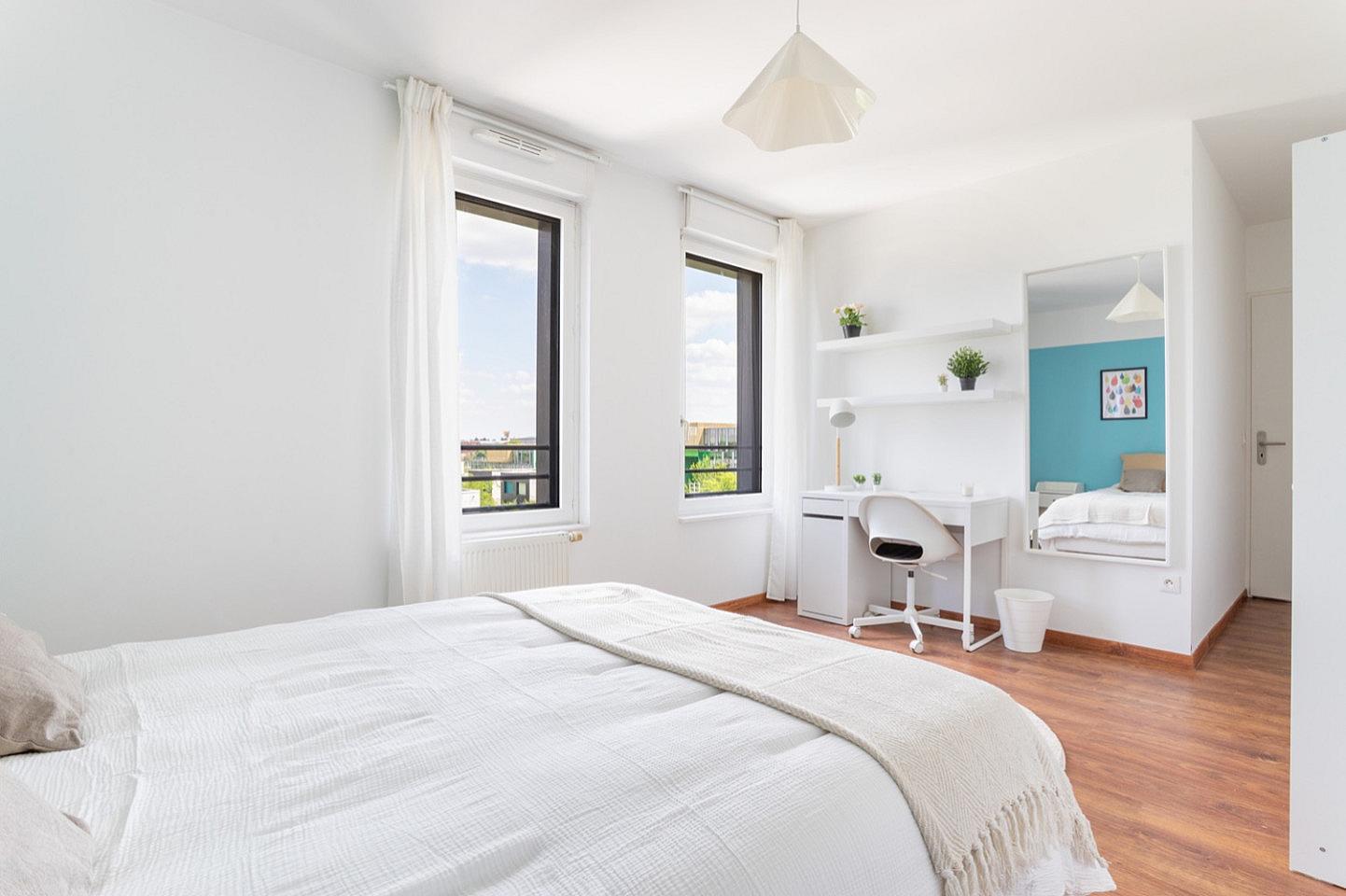 Settle Into This Spacious 15 M² Room – LIL15 - 3