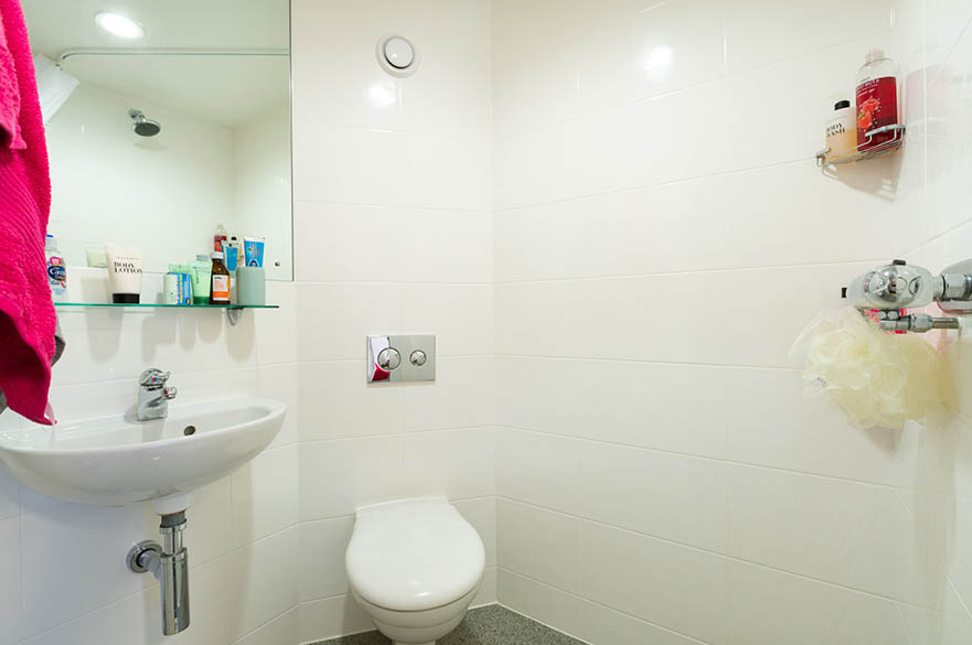 Standard Ensuite - 4