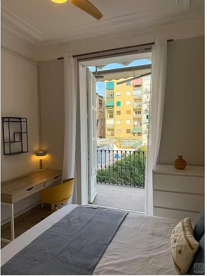 Room 1 - 1