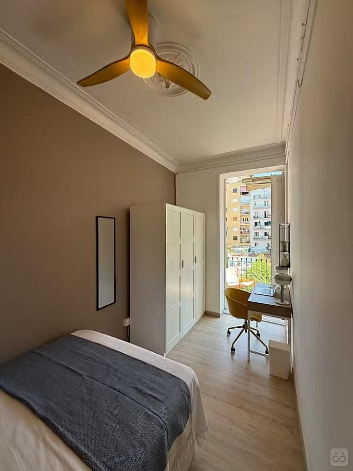 Room 2 - 2