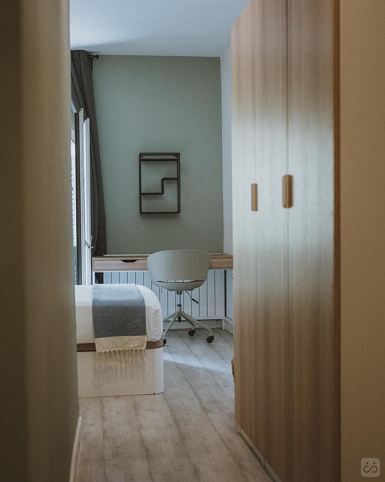 Room 4 - 16