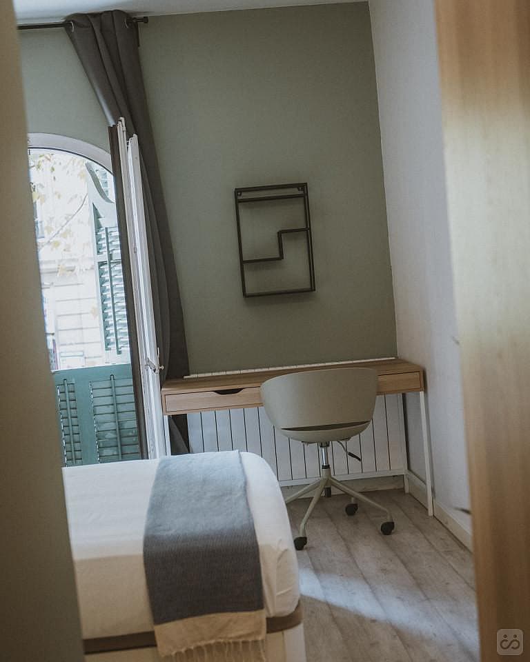 Room 4 - 17