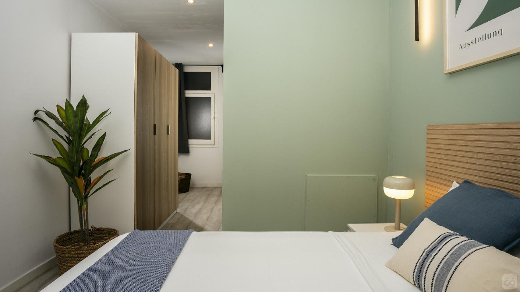 Room 4 - 19