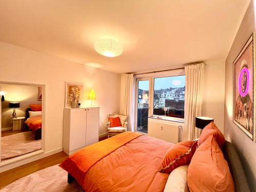 Stylish designer apartment with a balcony and panoramic views in the popular, trendy Düsseldorf-Flingern neighborhood - Gallery - 7