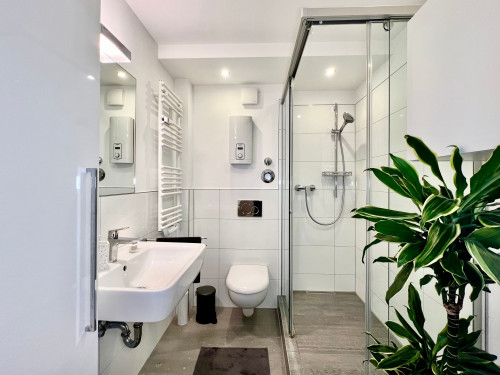 Stylish designer apartment with a balcony and panoramic views in the popular, trendy Düsseldorf-Flingern neighborhood - Gallery - 14