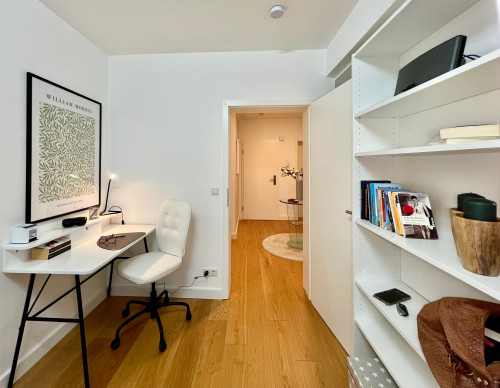 Stylish designer apartment with a balcony and panoramic views in the popular, trendy Düsseldorf-Flingern neighborhood - Gallery - 15