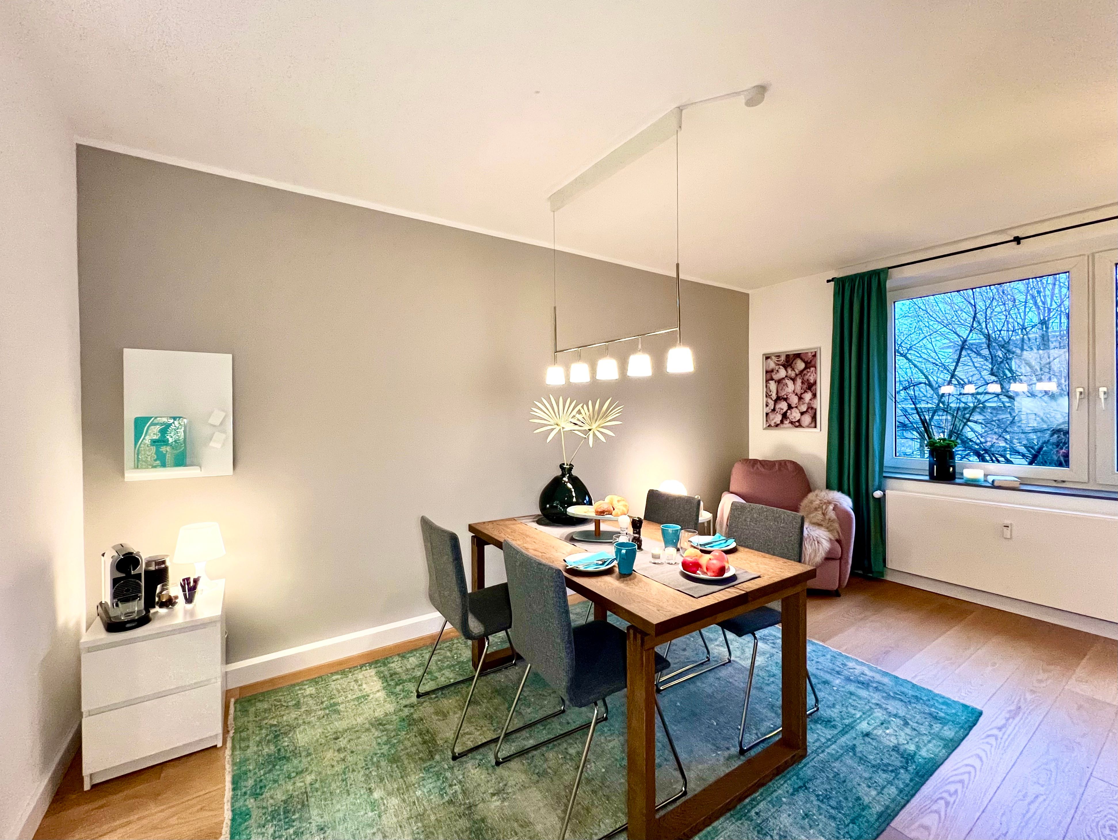 Stylish Designer Apartment With A Balcony And Panoramic Views In The Popular, Trendy Düsseldorf-Flin - 13