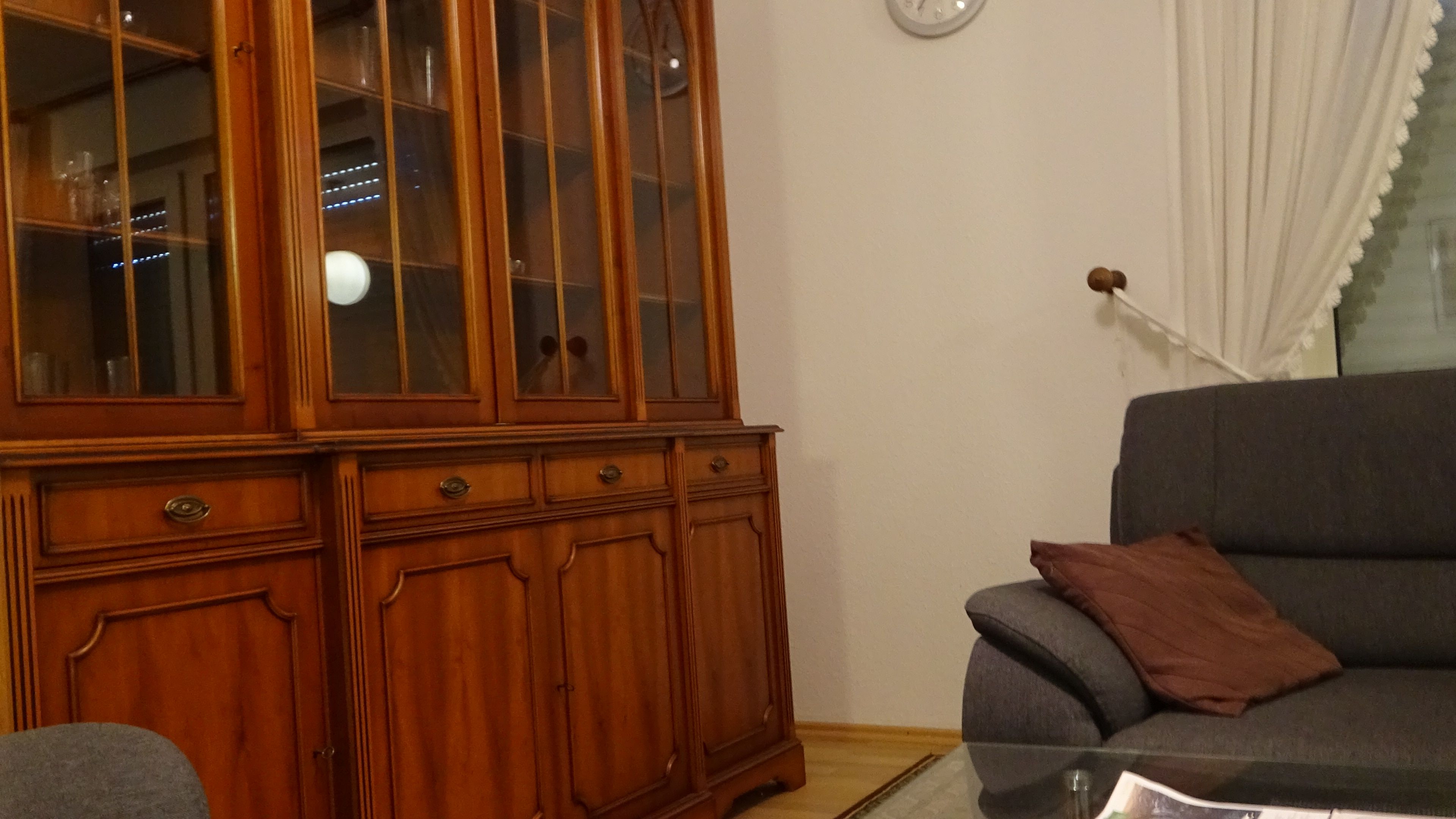 Spacious And Comfortable Apartment With Parking In The Town Center Of Goch. - 16