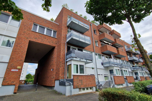 Modern & Fully Furnished Apartment with Balcony in Cologne-Mülheim - Gallery - 2