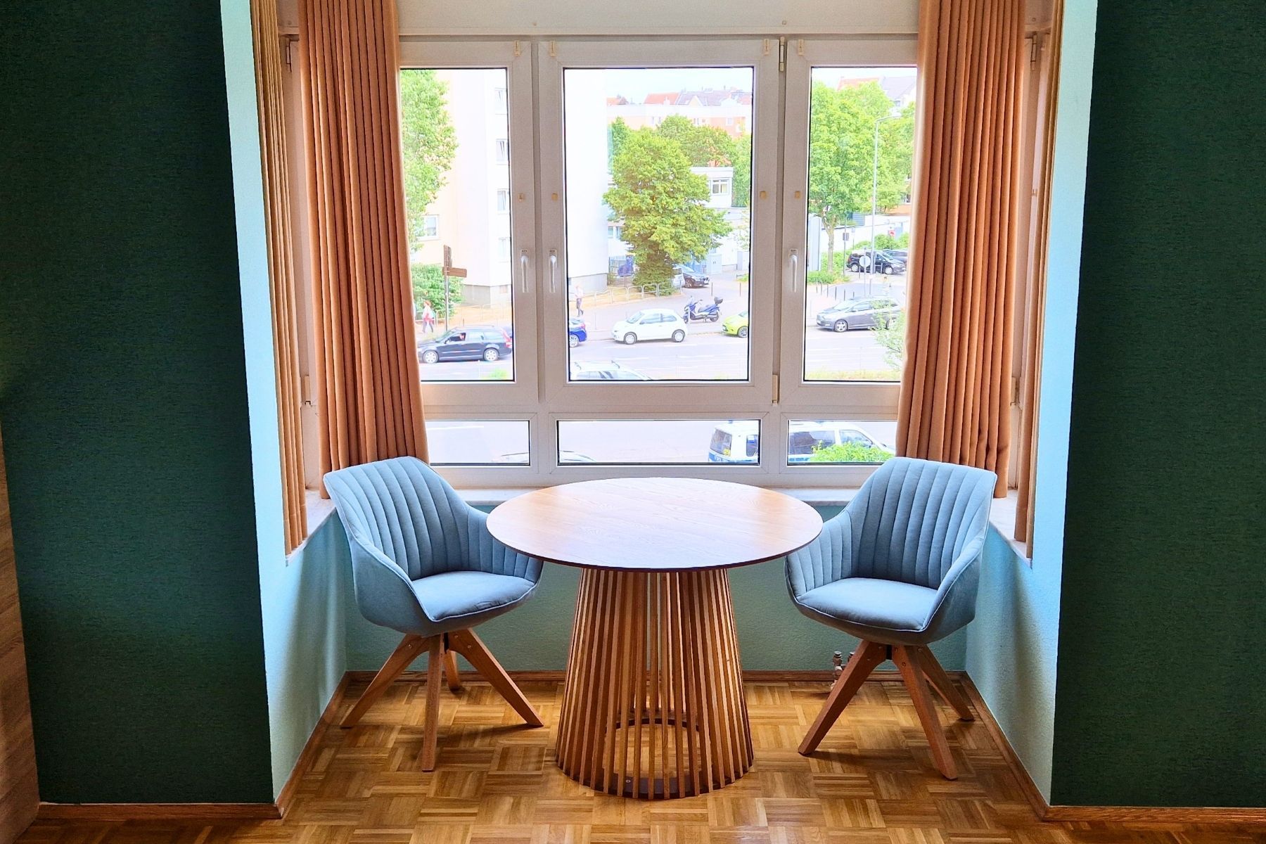 Modern & Fully Furnished Apartment With Balcony In Cologne-Mülheim - 6