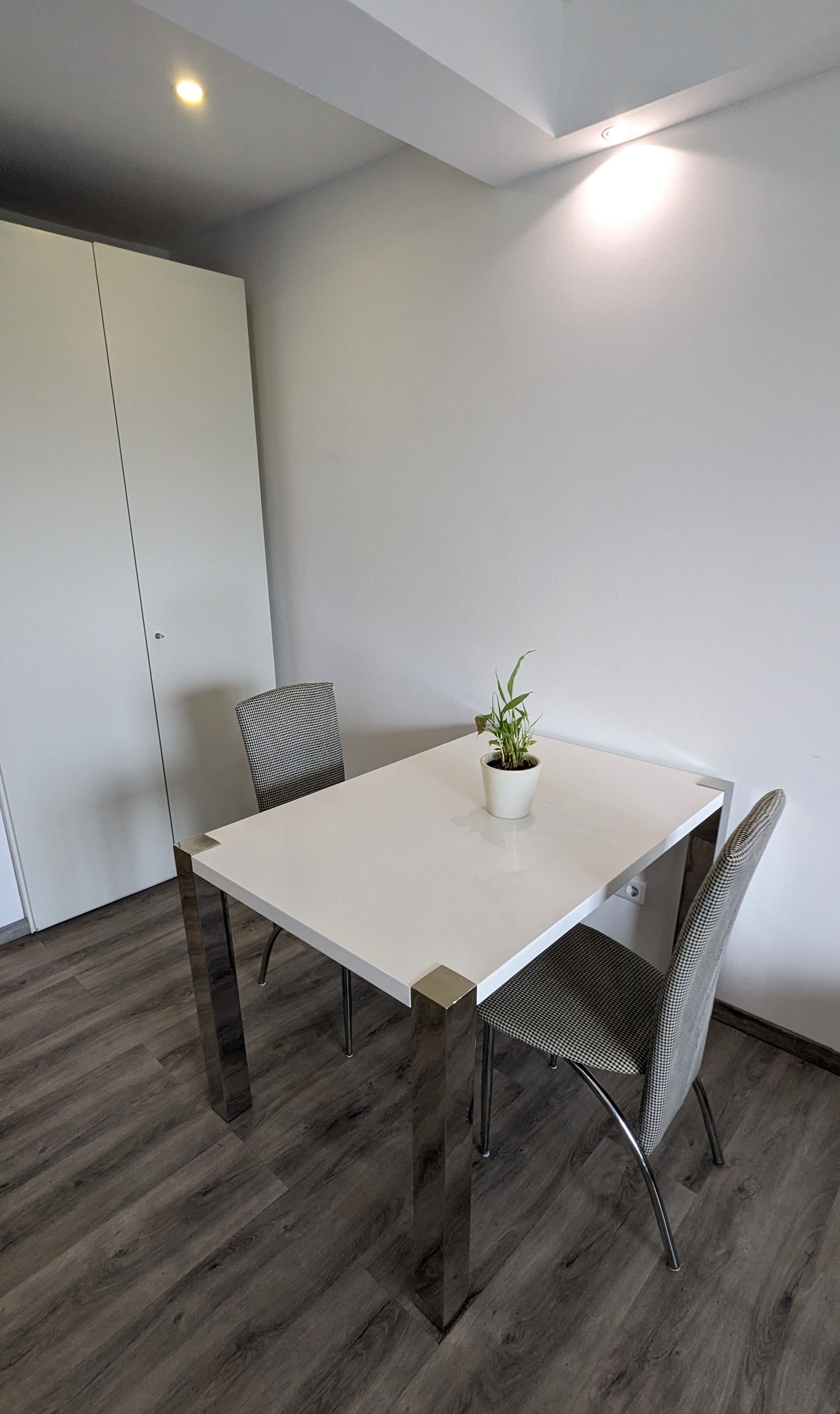 Fantastic Suite In Düsseldorf - 7