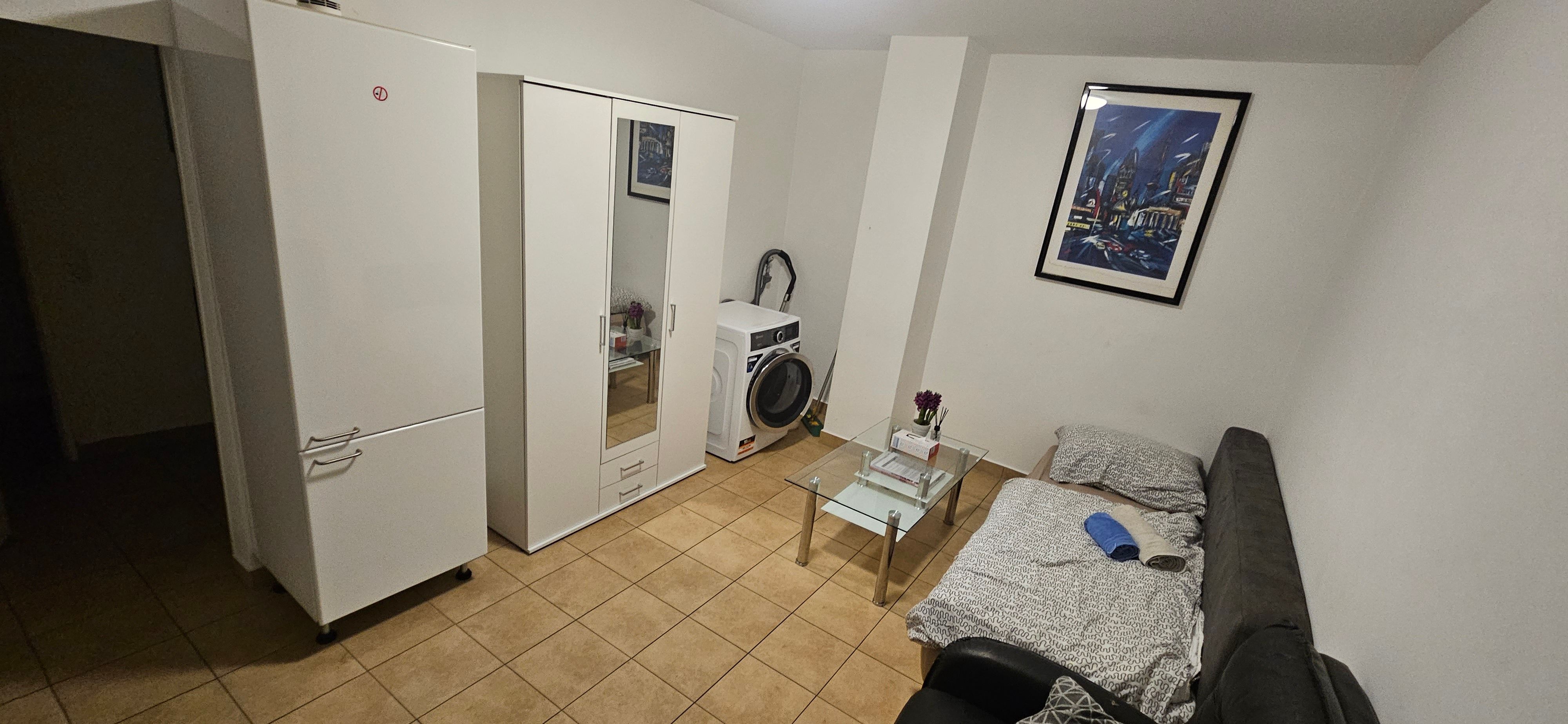 Amazing, Perfect Apartment Conveniently Located - 5