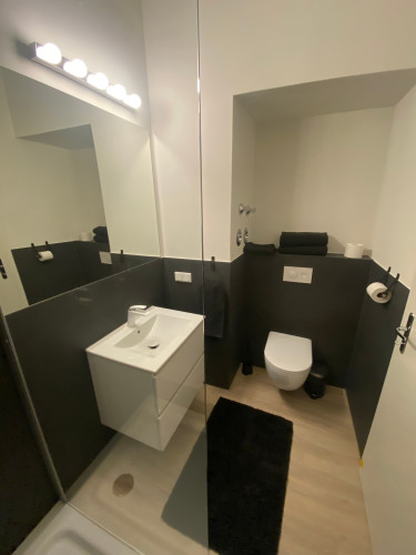 City Apartment Prime Location Medienhafen - Gallery - 8