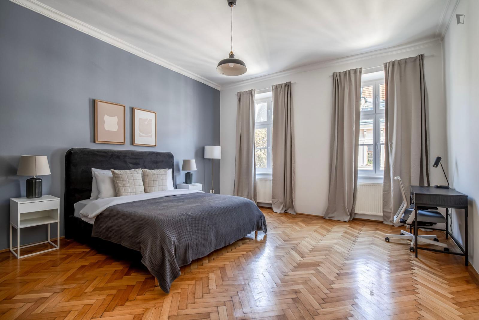 Lovely 2-Bedroom Flat Near The University Of Economics And Business - 1